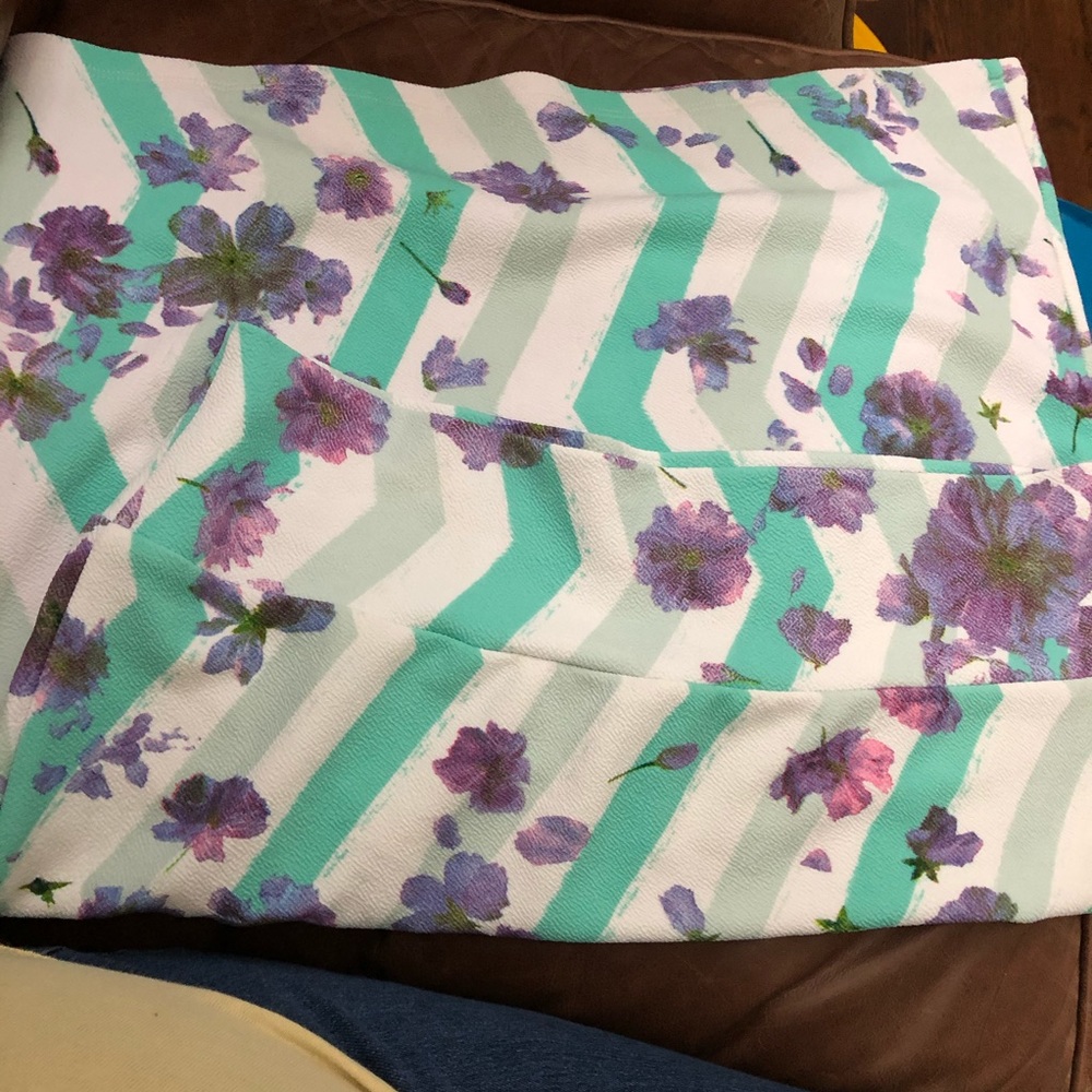 Lularoe Cassie Skirt